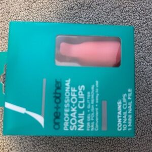 one+other Professional Soak-Off Nail Clips - Pink